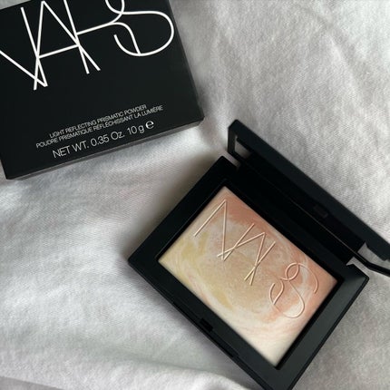 love_willow_beauty on LIPS 「運良く買えたリフ粉✨✨NARSのライトリフレクティング プリズ..」(1枚目)