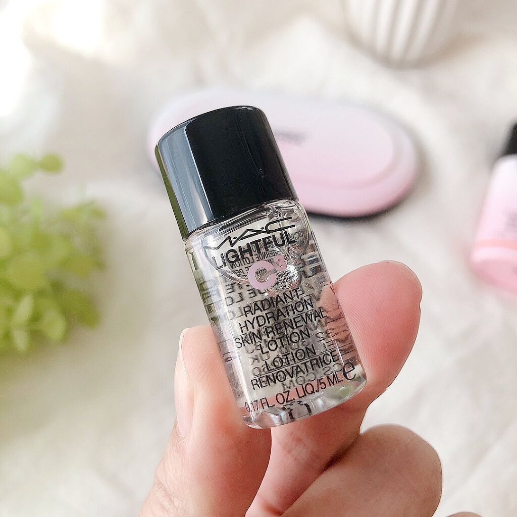 ライトフル C+ティンティッド プライマーSPF45(PA++++)/M・A・C/化粧下地を使ったクチコミ(3枚目)