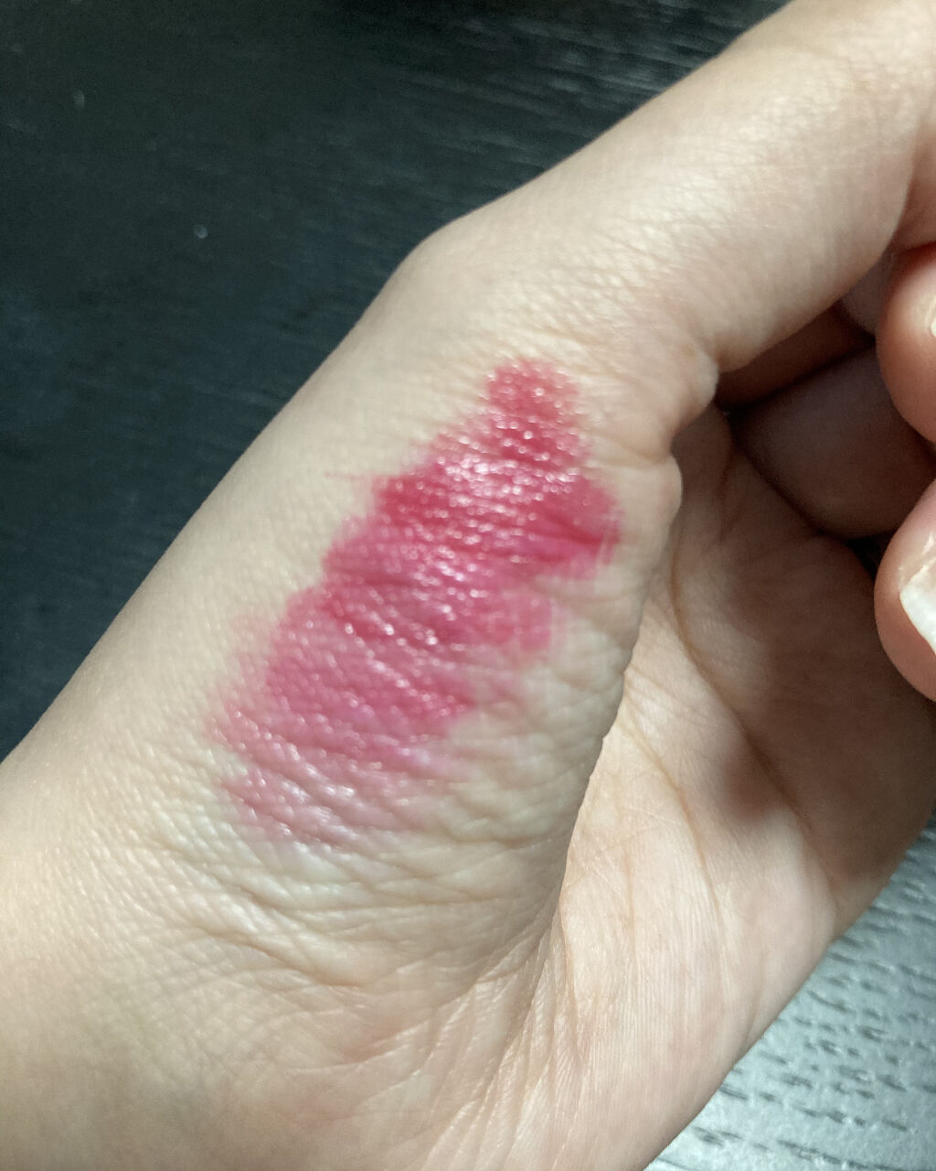 コンフォート リップオイル インテンス 06 インテンス フューシャピンク/CLARINS/リップグロスを使ったクチコミ（3枚目）