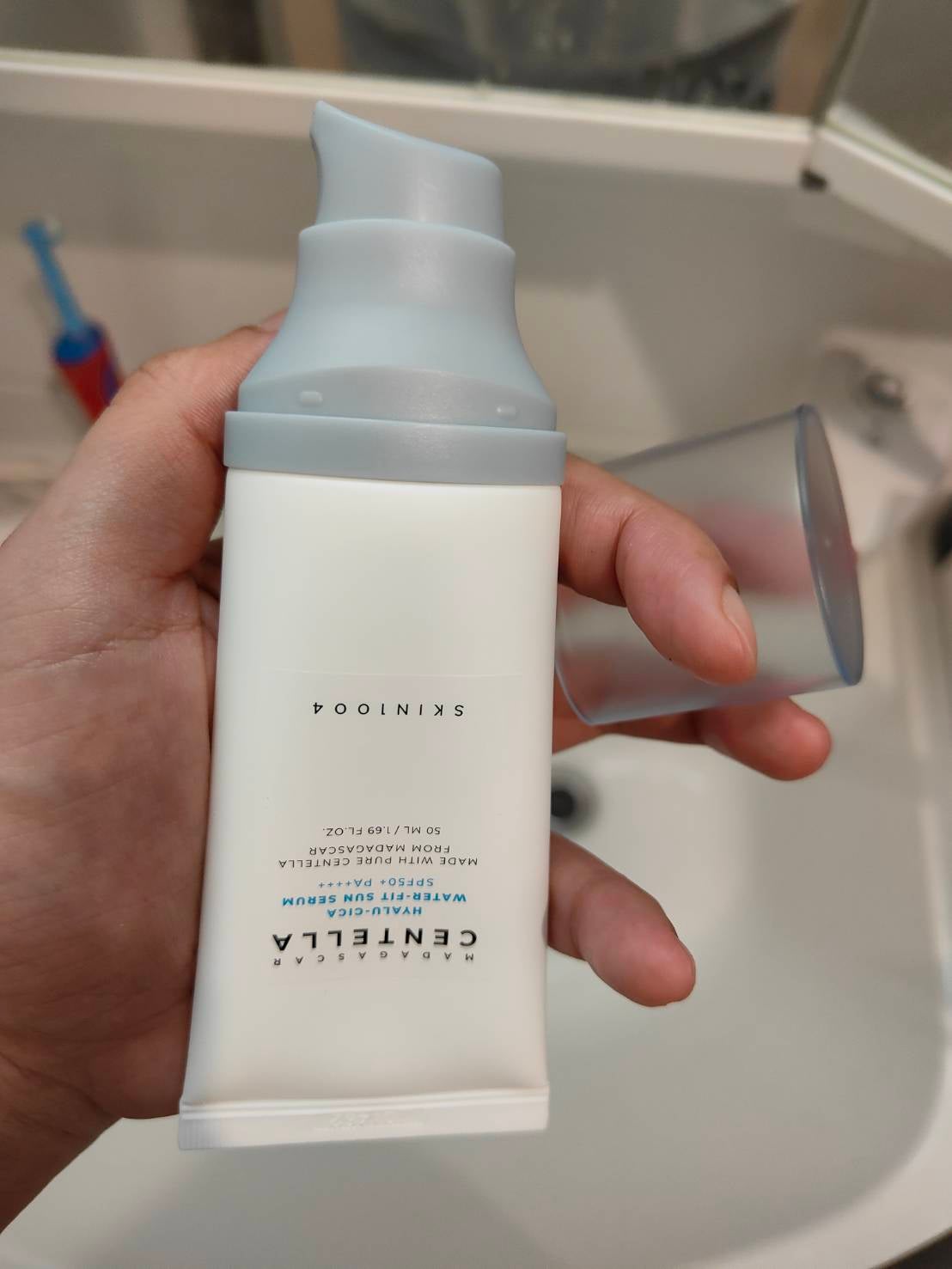 ヒアルーシカ ウォーターフィット サンセラム/SKIN1004/日焼け止めローションを使ったクチコミ(2枚目)