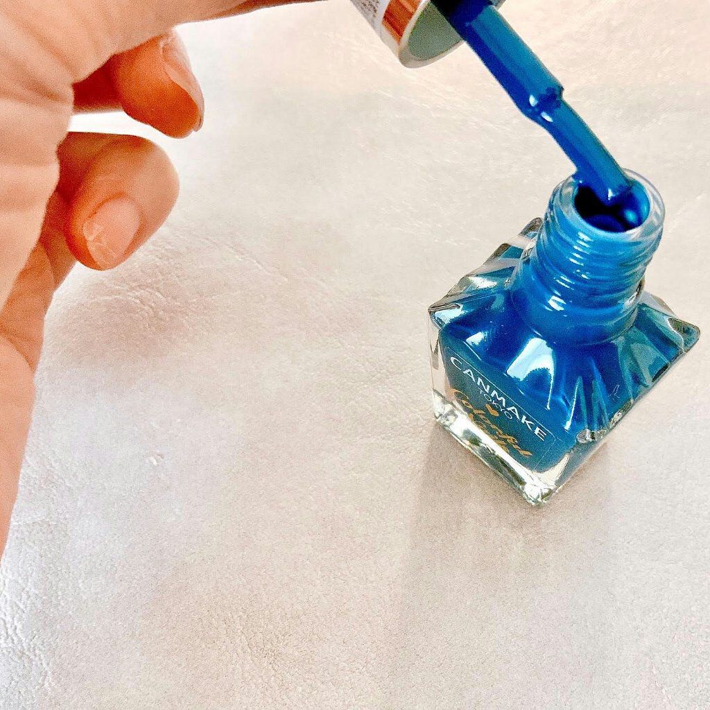 カラフルネイルズ/キャンメイク/マニキュアを使ったクチコミ（3枚目）