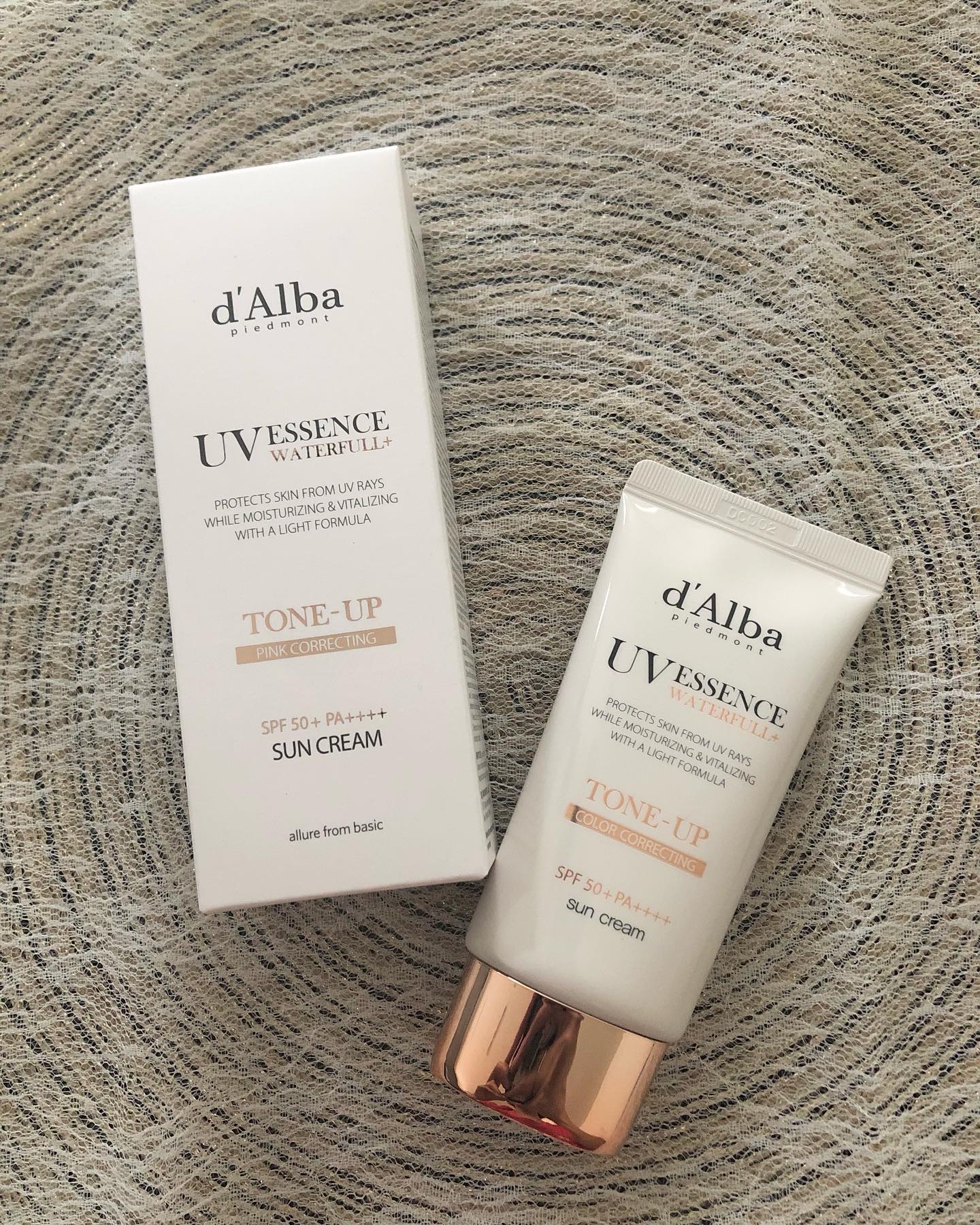 ウォータフルトーンアップサンクリーム/ダルバ/日焼け止めクリームを使ったクチコミ（1枚目）