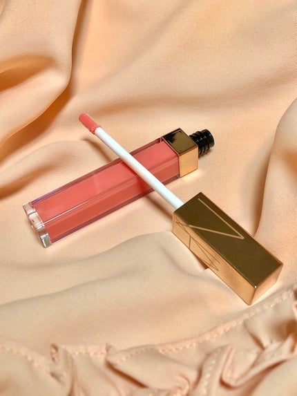 アフターグロー リップシャイン/NARS/リップグロスを使ったクチコミ(2枚目)