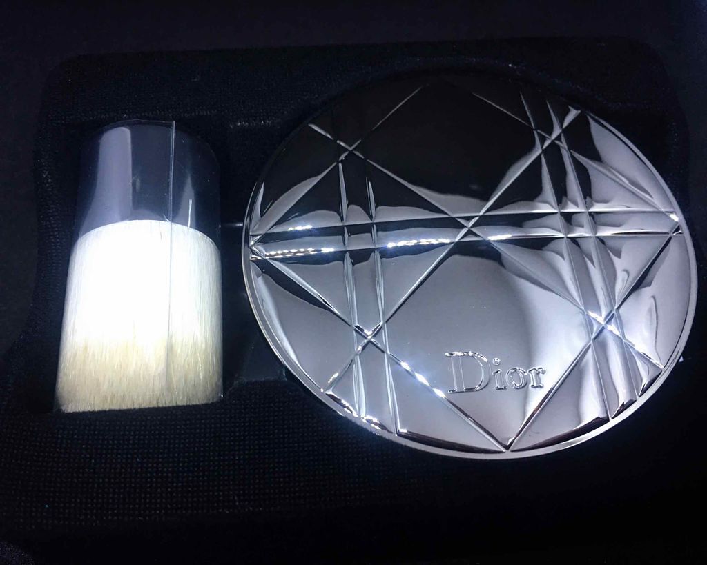 ディオールスキン ヌード エアー パウダー コンパクト/Dior/プレストパウダーを使ったクチコミ（2枚目）