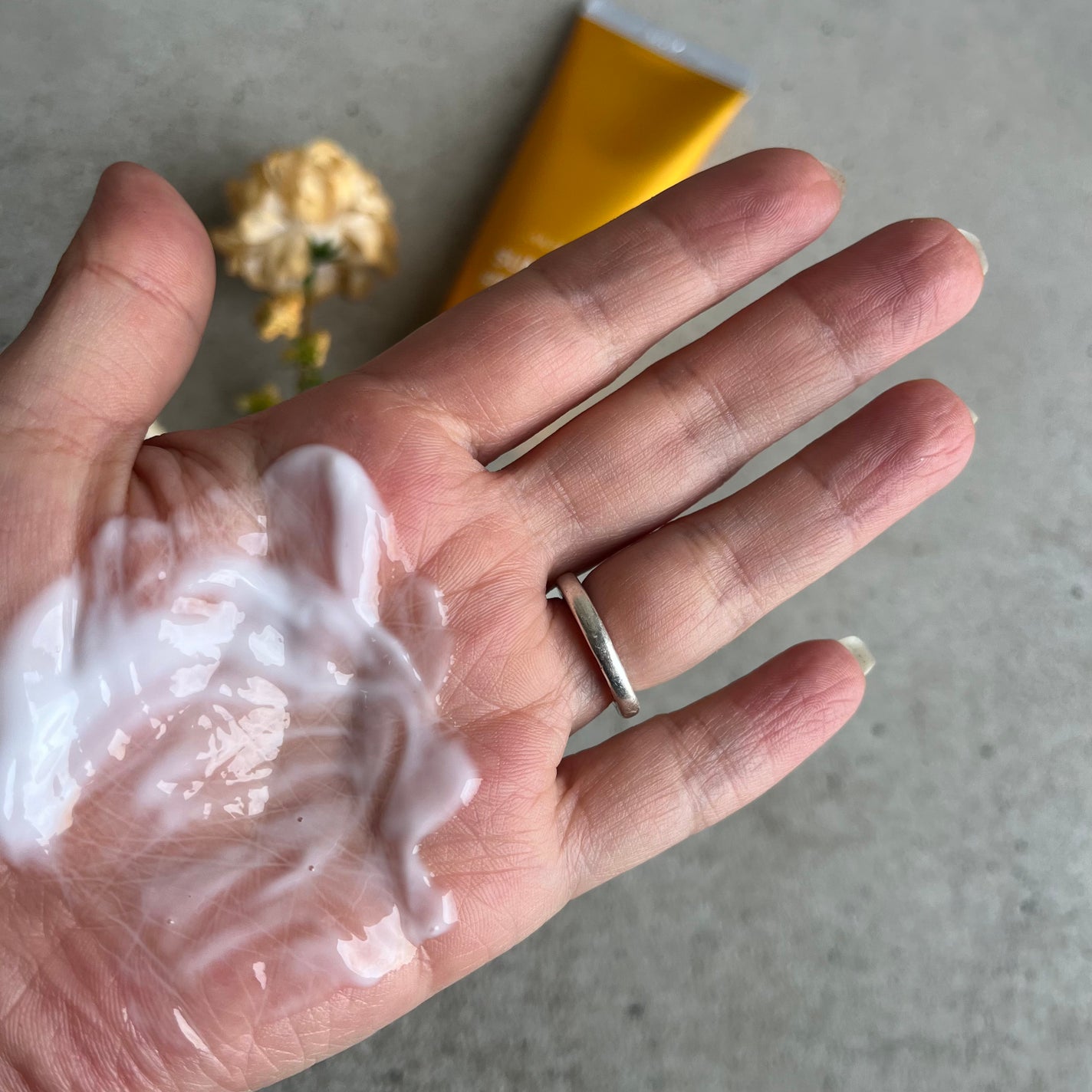 パフュームヘアエッセンス/JUL7ME/ヘアトリートメントを使ったクチコミ(3枚目)