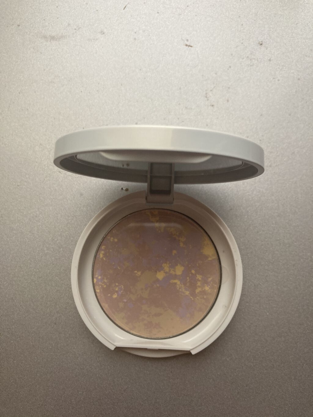 マーブルフェイスパウダーシマー クリーン/ONLY MINERALS/プレストパウダーを使ったクチコミ（2枚目）