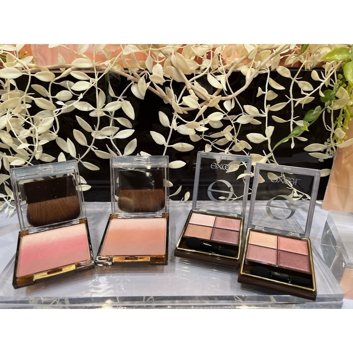 azuðãã©ãã on LIPS ã.ç§ã®å€§å€§å€§å¥œããªãããã®ã³ã¹ãã§ã¹ð©·ð©·ä»å¹Žã§11幎ç®ã«çªå
¥ð©·..ãïŒ3æç®ïŒ