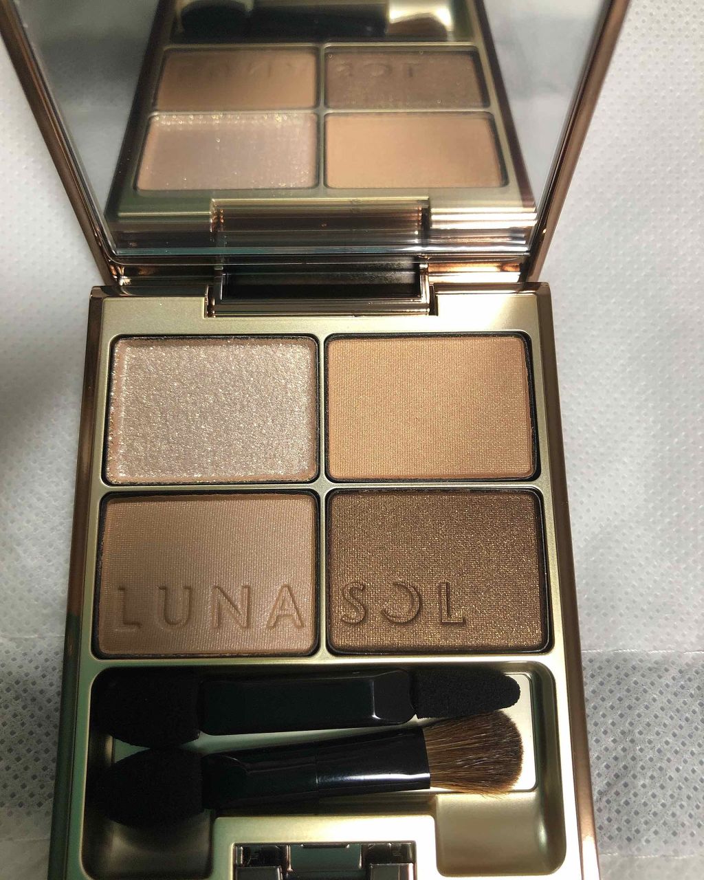 スキンモデリングアイズ/LUNASOL/アイシャドウパレットを使ったクチコミ(2枚目)