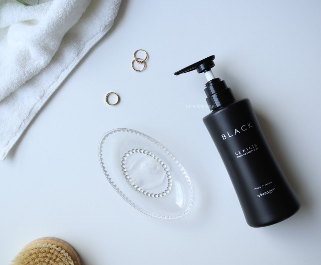 ブラック フレグランスボディソープ/LEXILIS/ボディソープを使ったクチコミ（2枚目）