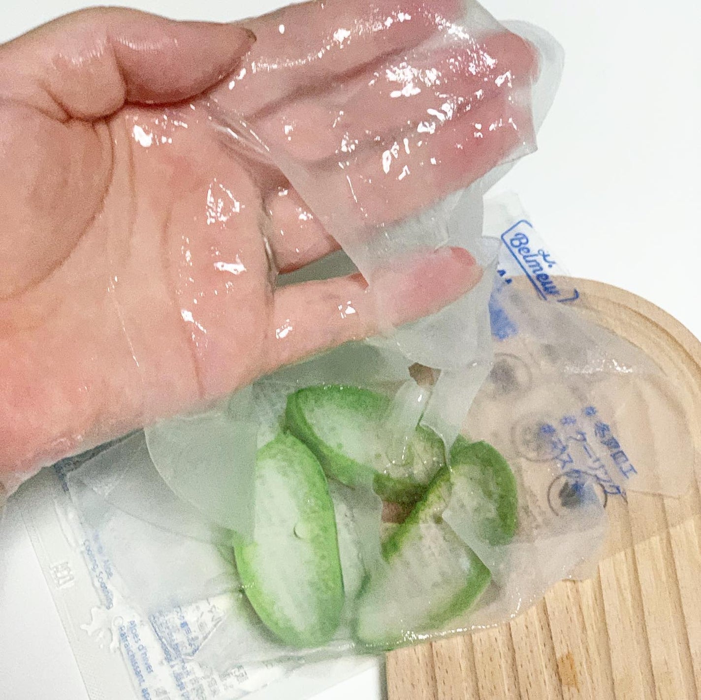 まるまな(フォロバ100) on LIPS 「𖥧𖥧𖧧˒˒..𖡼.𖤣𖥧⠜オシャレなパッケージのマスクのプレゼン..」(3枚目)