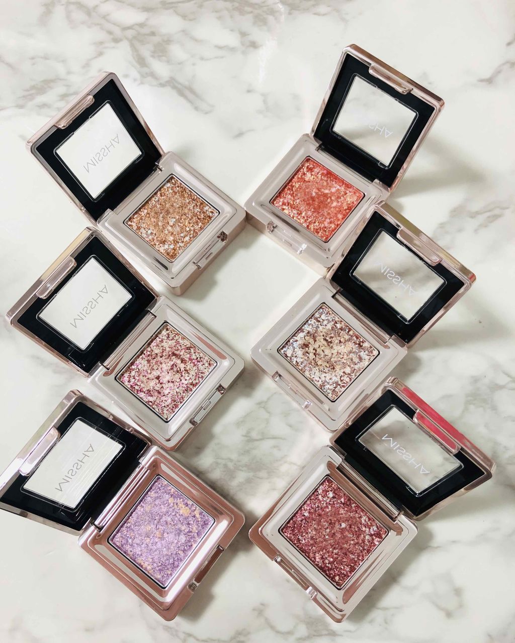 グリッタープリズム シャドウ/MISSHA/グリッターを使ったクチコミ（1枚目）