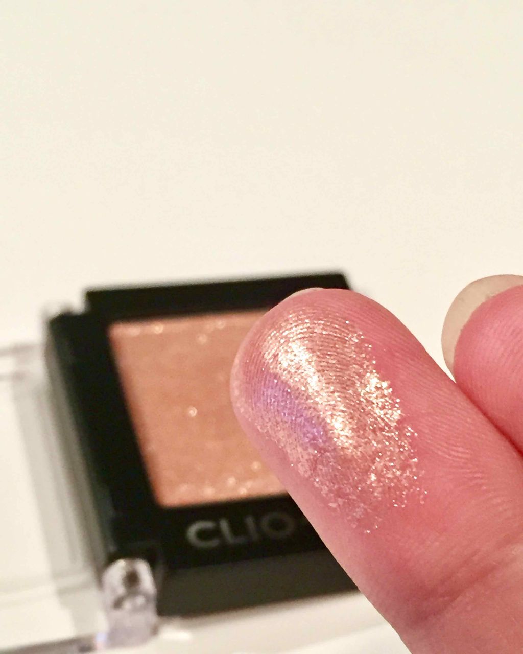 プロ シングル シャドウ/CLIO/単色アイシャドウを使ったクチコミ（3枚目）