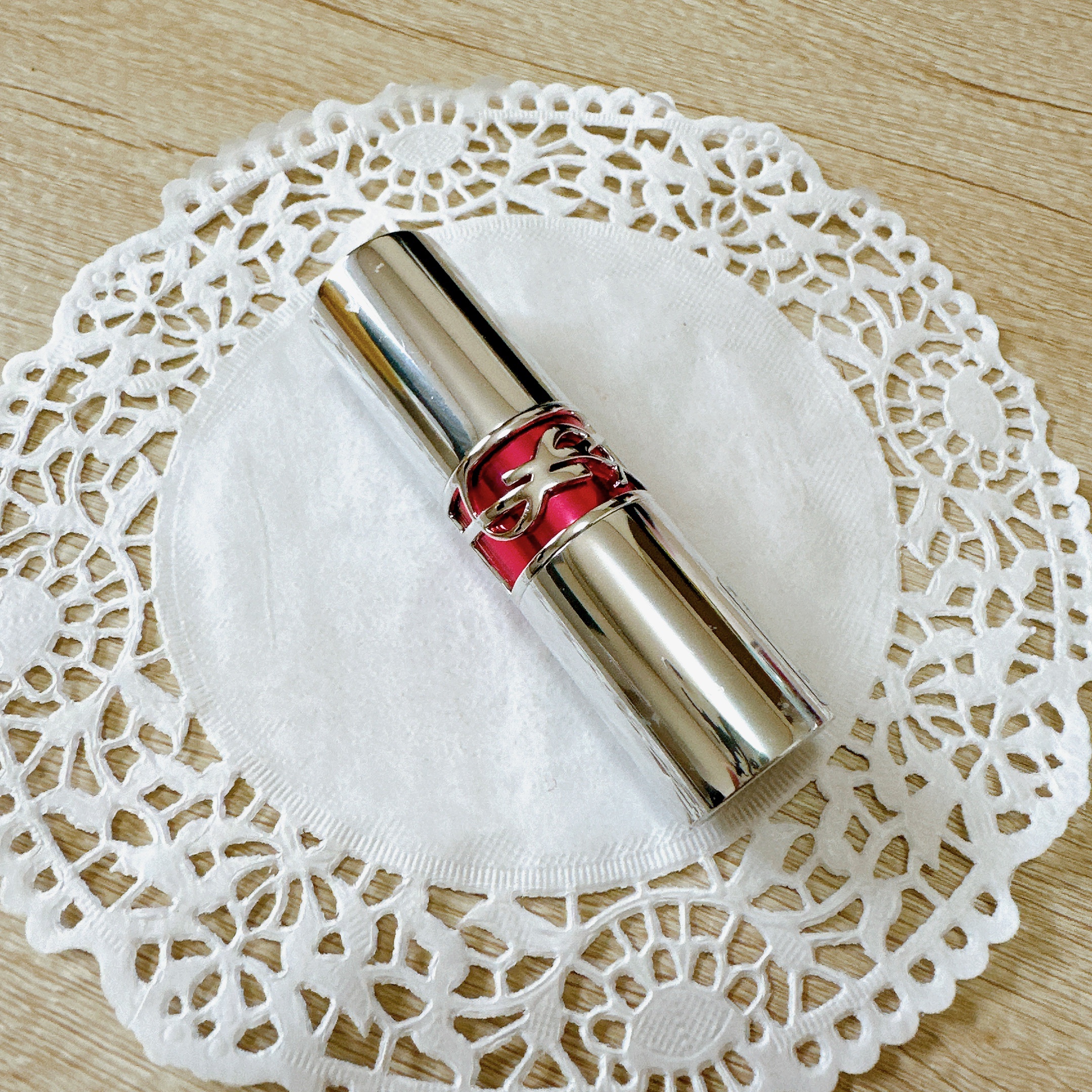 YSL ラブシャイン キャンディグレーズ No.13 フラッシングローズ/YVES SAINT LAURENT BEAUTE/口紅を使ったクチコミ（2枚目）