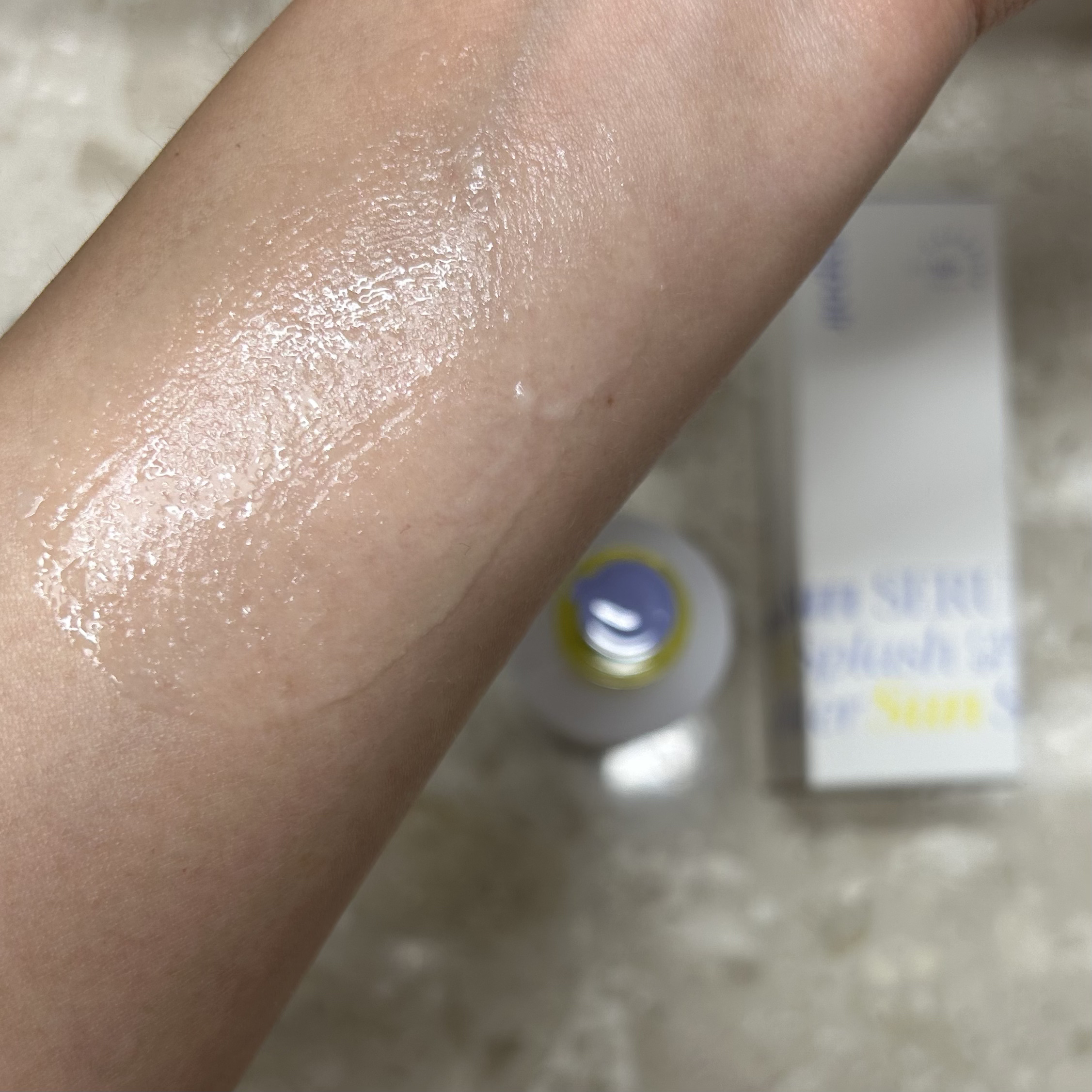 エスポア ウォータースプラッシュサンセラム/espoir/日焼け止めクリームを使ったクチコミ（3枚目）