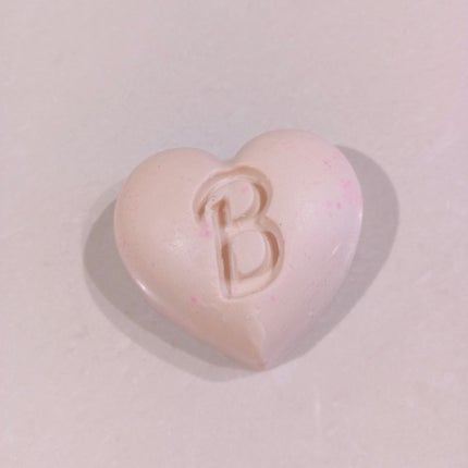 ラッシュ バービー (ボディバーム)のクチコミ「LUSH ラッシュ
×
Barbie Body Balm バービー ボディバーム
─────.....」(1枚目)