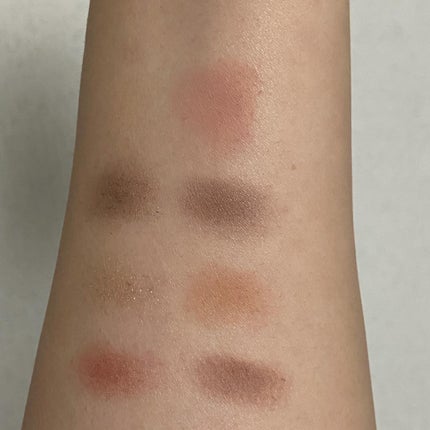 カラーフリップ/ヴァレンティノ ビューティ/アイシャドウパレットを使ったクチコミ(6枚目)