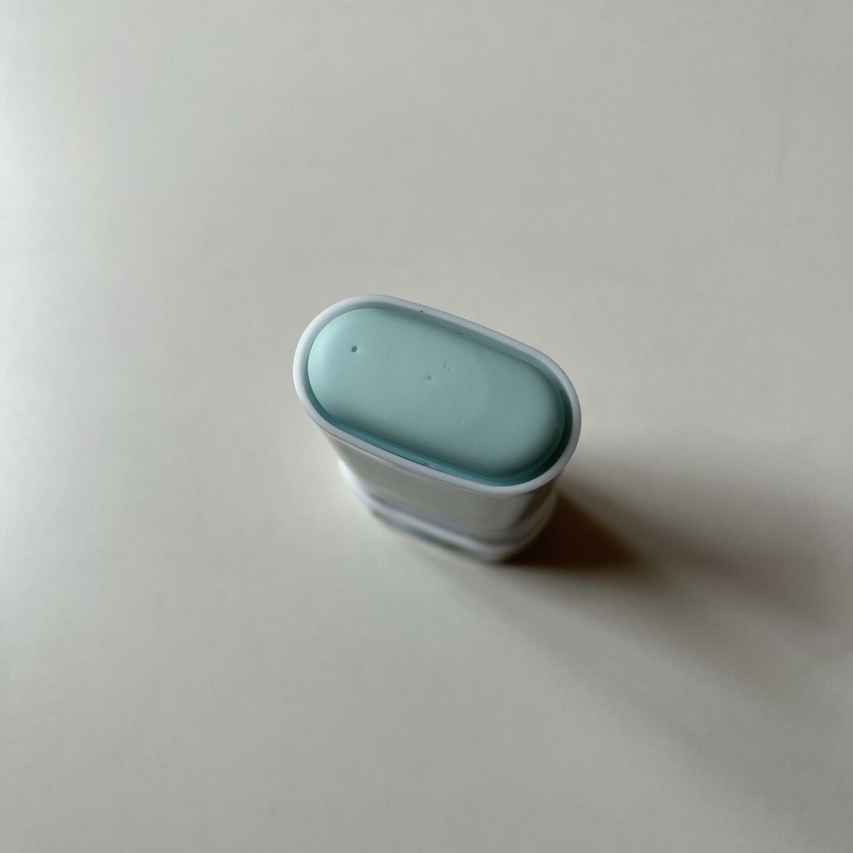 クールカーミングサンスティック/DEWYTREE/日焼け止めスティックを使ったクチコミ（3枚目）