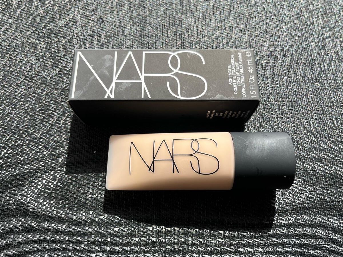 ソフトマットコンプリート ファンデーション 00303/NARS/リキッドファンデーションを使ったクチコミ（1枚目）