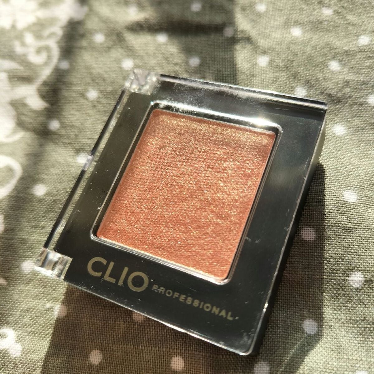 プロ シングル シャドウ/CLIO/単色アイシャドウを使ったクチコミ(2枚目)