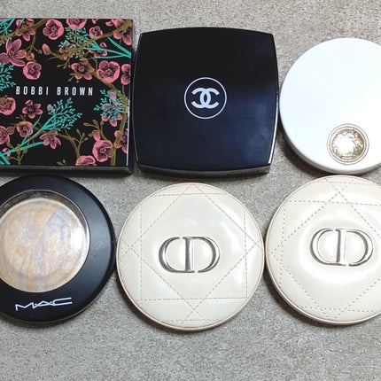 ハイライティング パウダー L01 ピンクグロウ(限定パッケージ)/BOBBI BROWN/パウダーハイライトの画像