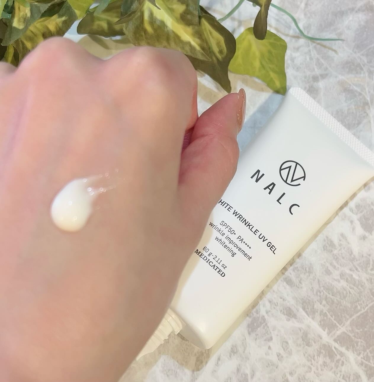 薬用ホワイトリンクルUVジェル/NALC/日焼け止めジェルを使ったクチコミ（3枚目）