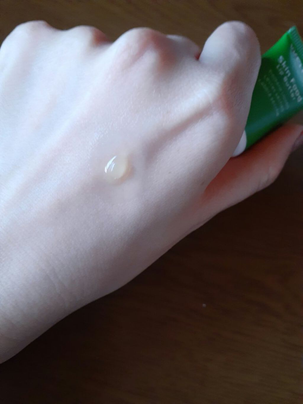 スキンフード リップバター/WELEDA/リップバームを使ったクチコミ(2枚目)