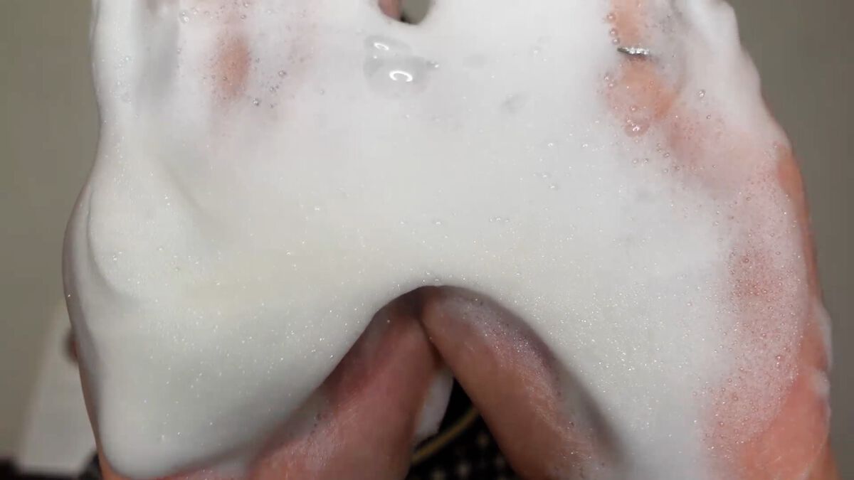 ザリアルノニアクネバブルクレンザー/celimax/泡洗顔を使ったクチコミ(5枚目)