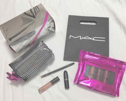 リップ ペンシル/M・A・C/リップライナーを使ったクチコミ(2枚目)