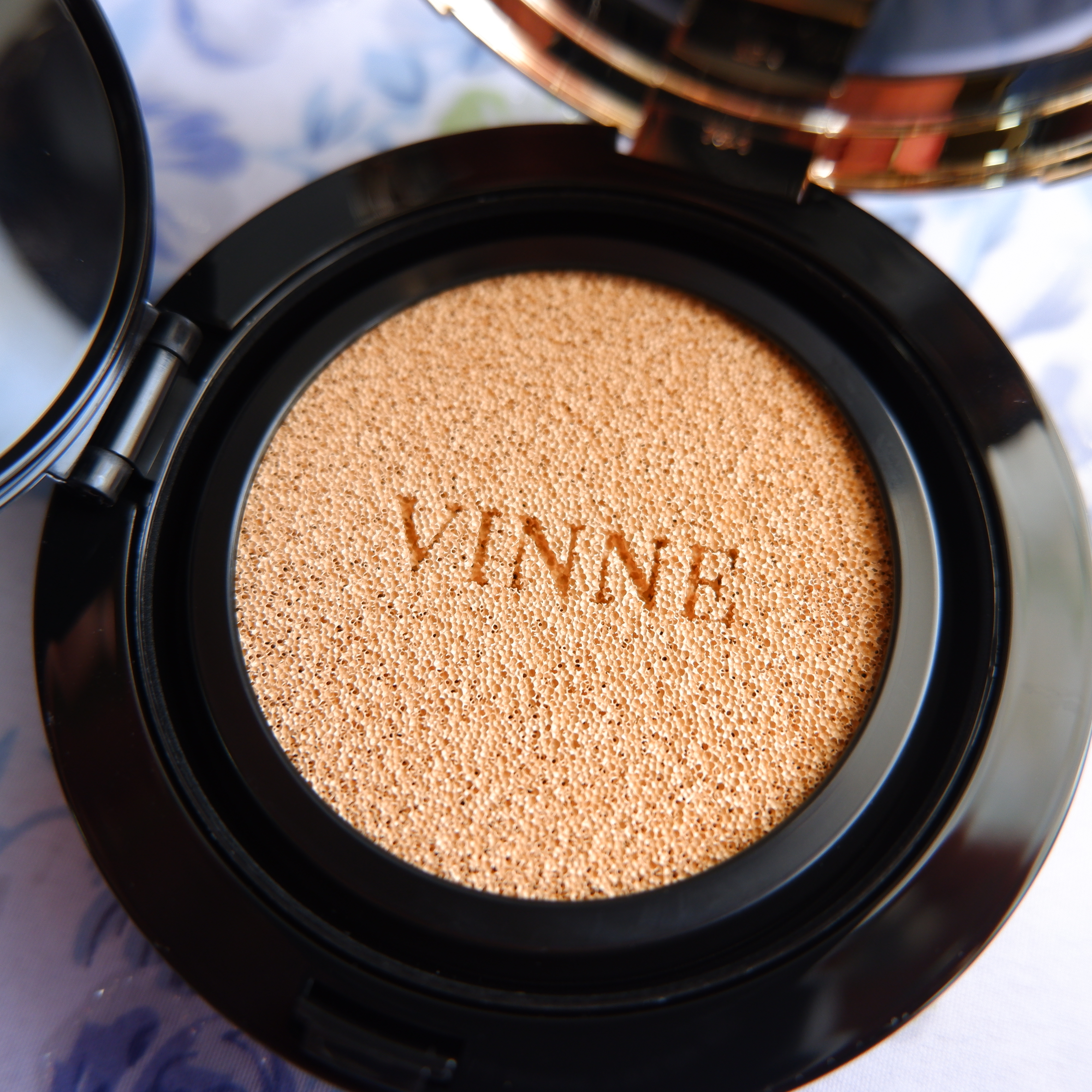 エッセンス ラディアンス クッション #23 ナチュラルベージュ/VINNE /クッションファンデーションを使ったクチコミ（3枚目）