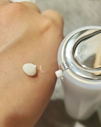 yuuuu.aki on LIPS 「こんにちは😊今回は、セルエフのスキンケアラインから、ブースター..」(6枚目)