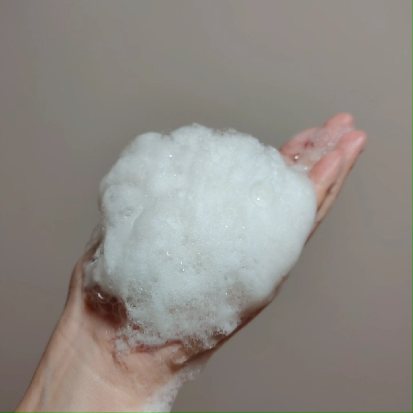 リフレッシングボディソープ(レモン＆ベルガモットの香り)/Vitaming/ボディソープを使ったクチコミ（3枚目）