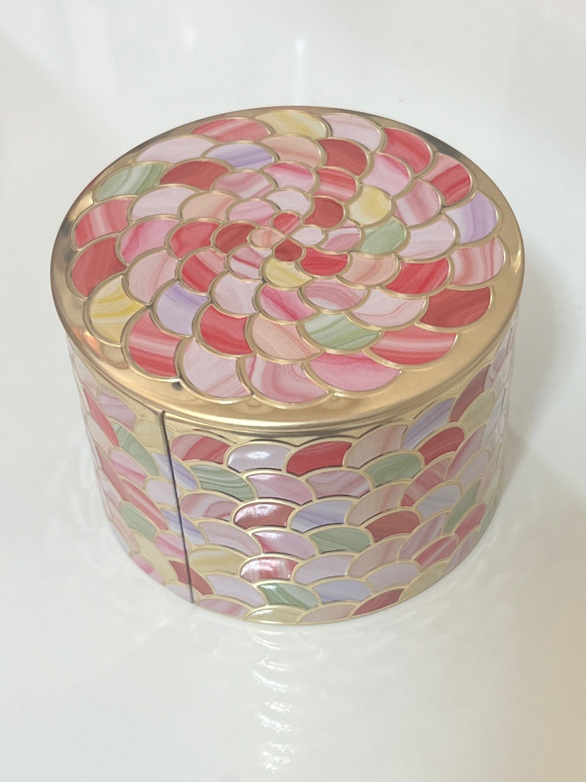 メテオリット ビーユ/GUERLAIN/フェイスパウダーを使ったクチコミ(2枚目)