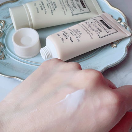 パフュームドクリーム/DAISO/ハンドクリームを使ったクチコミ(2枚目)