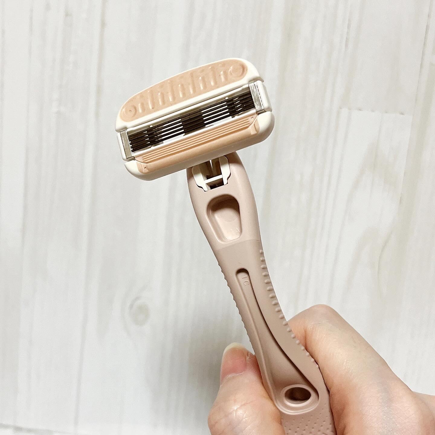 miness わき用カミソリ/貝印/シェーバーを使ったクチコミ（2枚目）