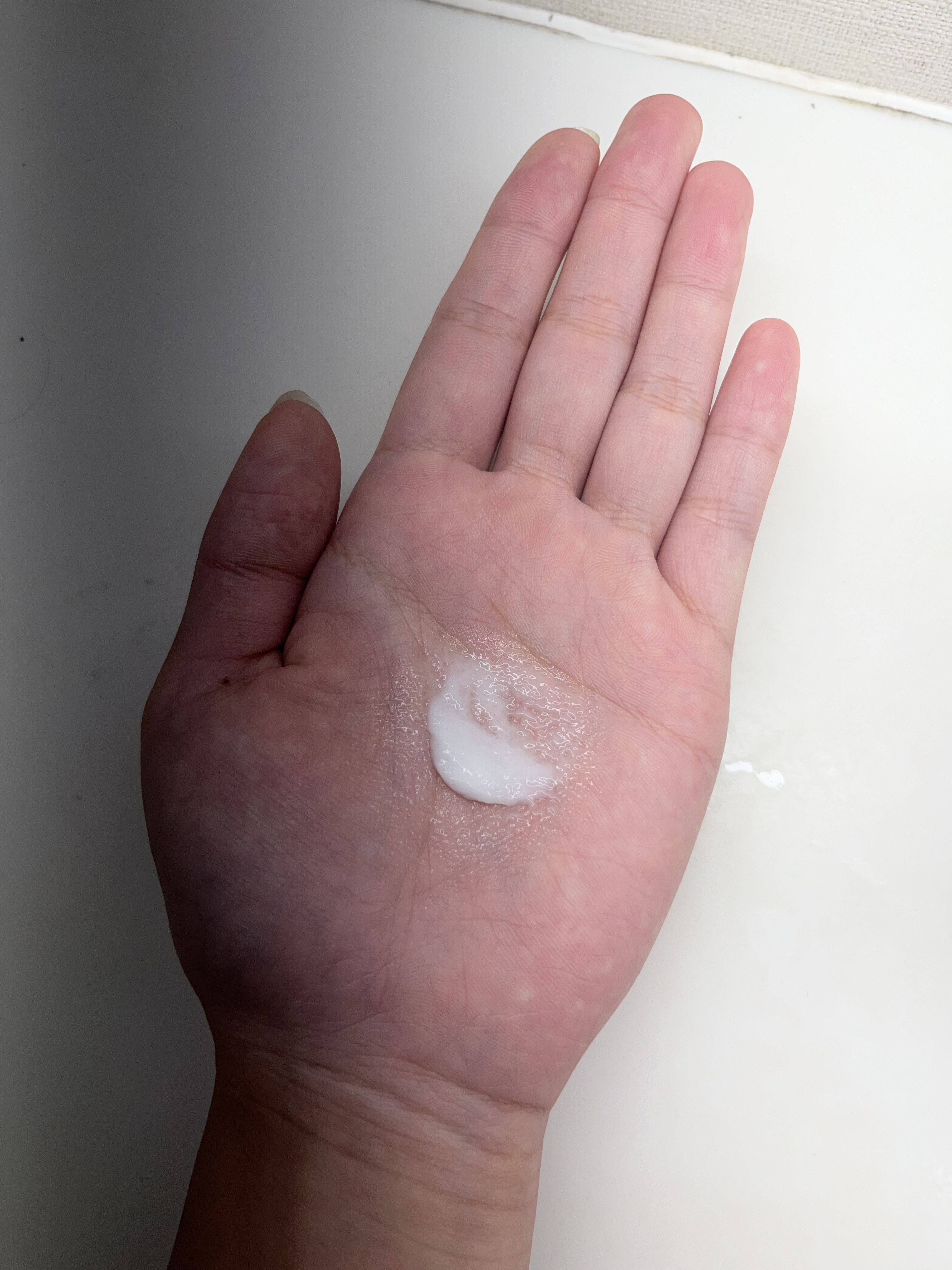 パフュームヘアパックインミスト Ophero Musk/Daleaf/アウトバストリートメントを使ったクチコミ（2枚目）