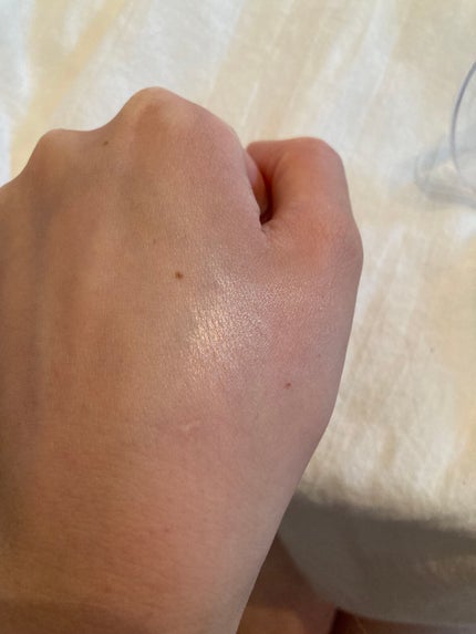 オーロラシマー ハイライター/innisfree/パウダーハイライトを使ったクチコミ(3枚目)