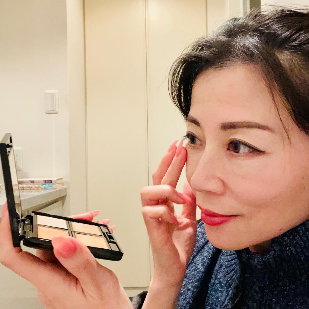 Shiho Arai on LIPS 「・・アディクション スキンリフレクト フレッシュコンシーラー0..」(3枚目)