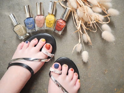 カラフルネイルズ/キャンメイク/マニキュアを使ったクチコミ(2枚目)