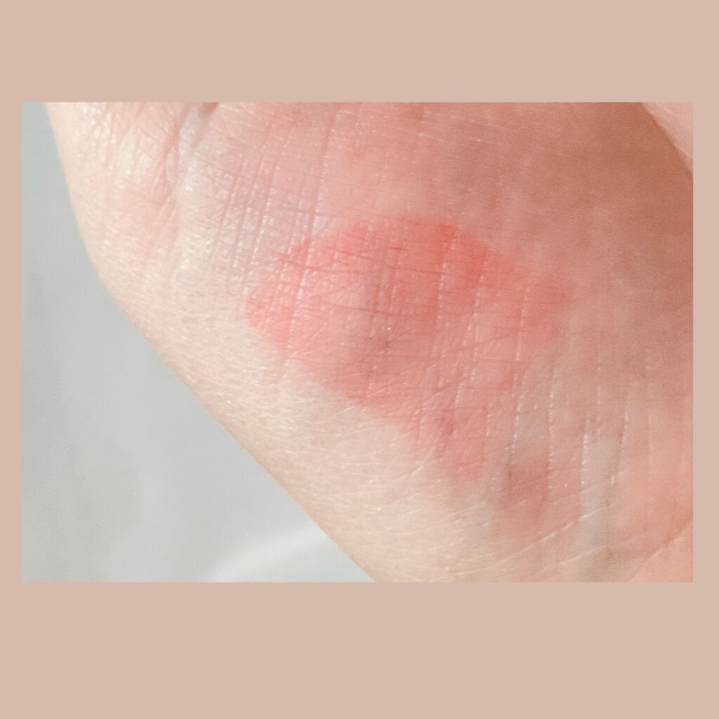 ルージュ ピュールクチュール ヴェルニ ウォーターグロウ/YVES SAINT LAURENT BEAUTE/口紅を使ったクチコミ(4枚目)