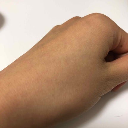 すっぴんパウダー B サクラスウィートソローの香り 2022/クラブ/プレストパウダーを使ったクチコミ(4枚目)