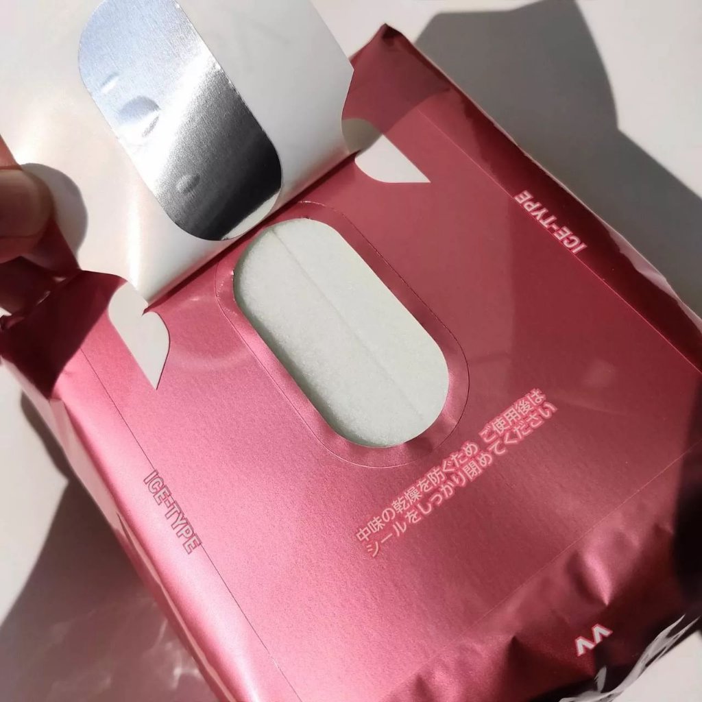 アイスデオドラント ボディペーパーN フリーズピーチ/ギャツビー/ボディシートを使ったクチコミ（2枚目）