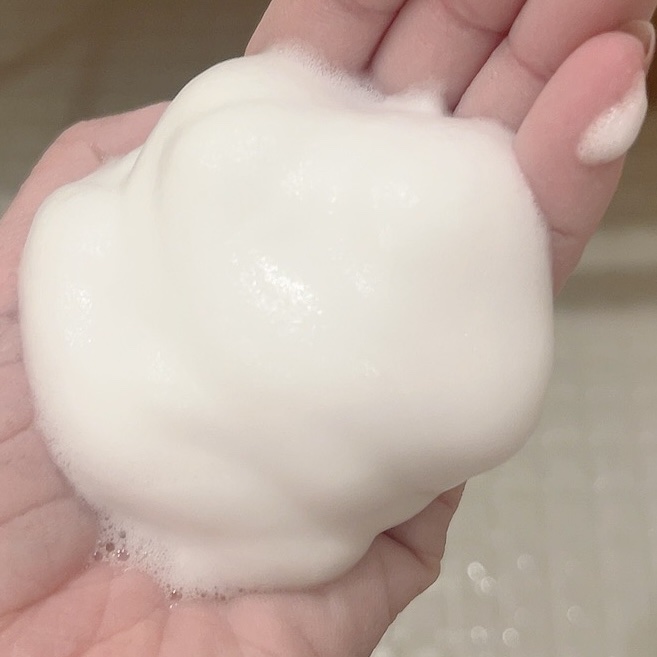泡で出てくるボディソープ（金木犀の香り）/ナイーブ/ボディソープを使ったクチコミ（2枚目）