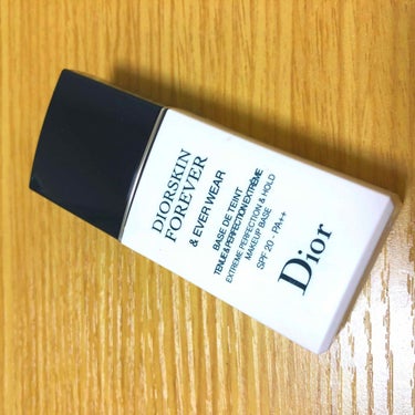 ディオールスキン フォーエヴァー＆エヴァー ベース SPF20／PA++/Dior/化粧下地を使ったクチコミ（1枚目）