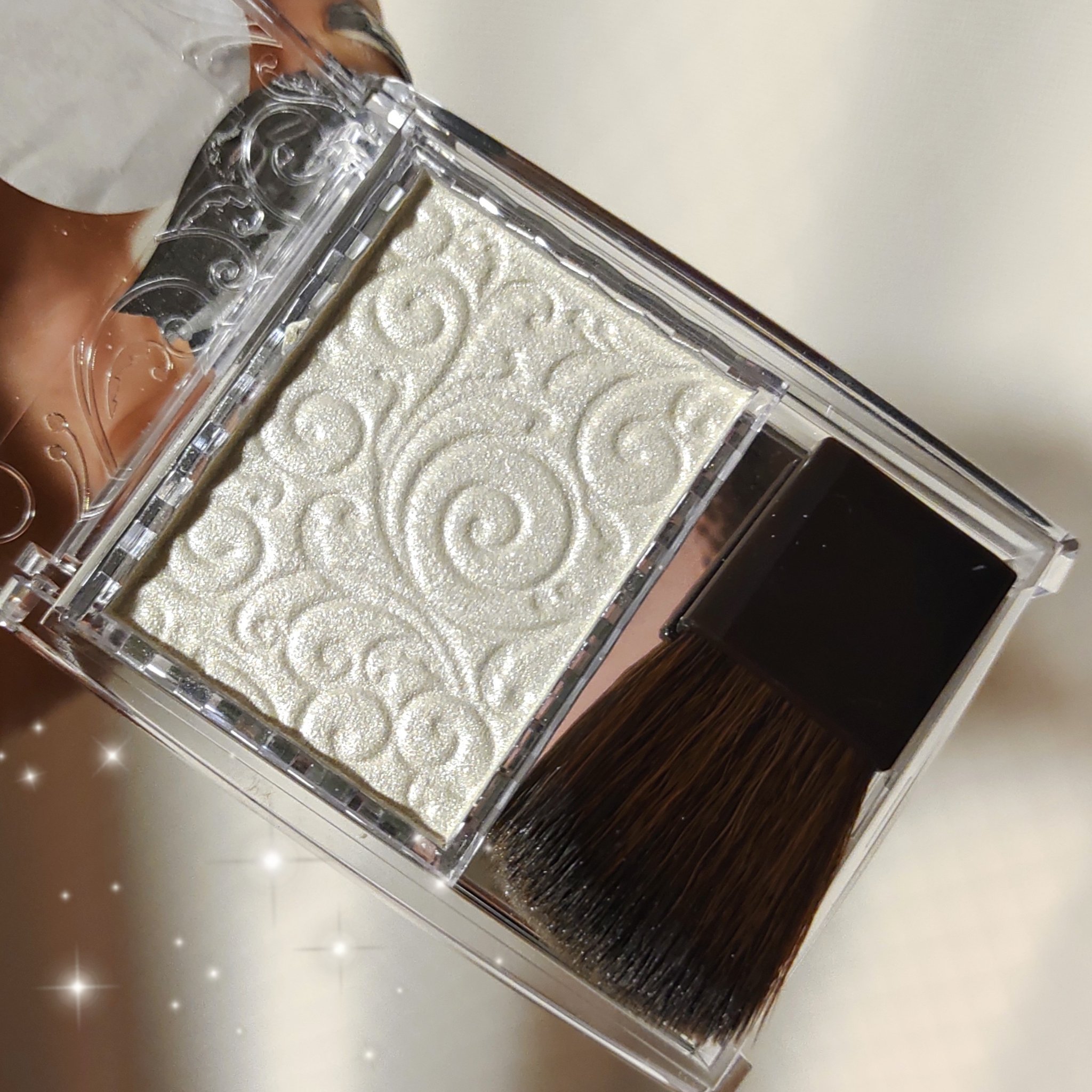 パールグロウハイライト/CEZANNE/パウダーハイライトを使ったクチコミ（2枚目）