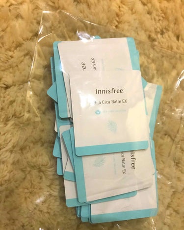 Qoo10で気になってた
innisfree Bija Cica Balm EX

肌に合わなかったら嫌なのでお試しを購入！
41枚入りで990円✨

クリームは割と軽めのテクスチャー
肌馴染みが良く感