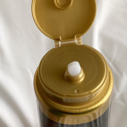 THE BEAUTY 髪のキメ美容プレミアムトリートメント<モイストリペアプレミアム>/エッセンシャル/洗い流すヘアトリートメントを使ったクチコミ(3枚目)