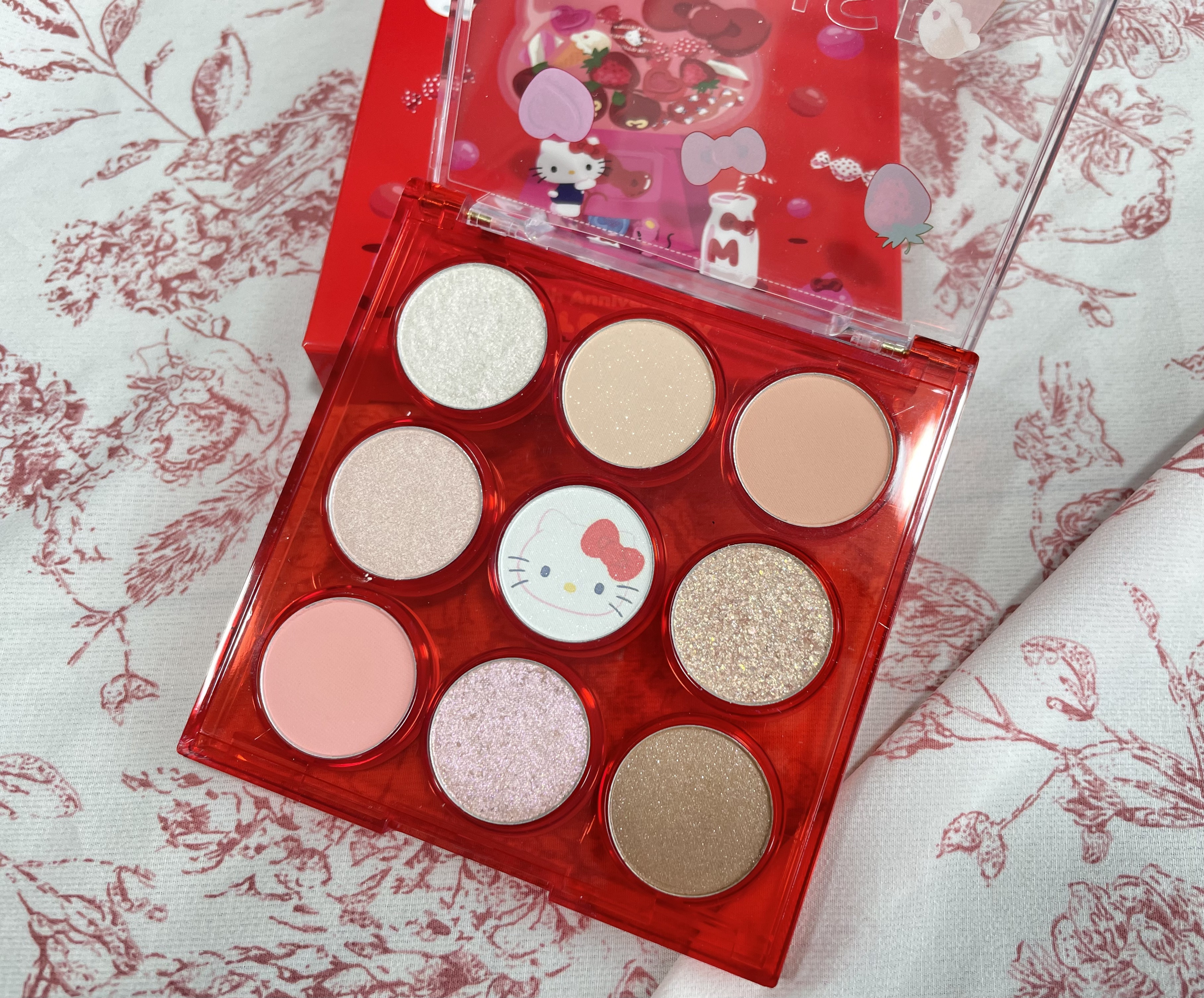 アイカラーパレット 05 ピーチガーデン（限定）/AMUSE/アイシャドウパレットを使ったクチコミ（1枚目）