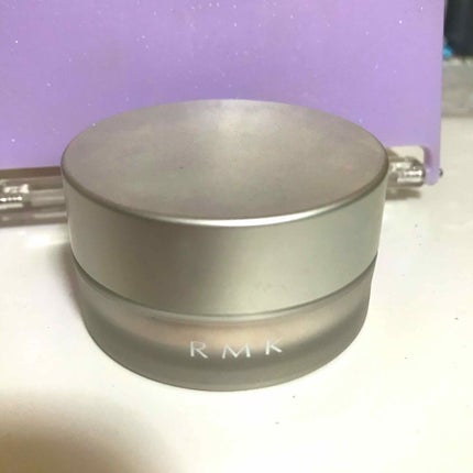 RMK トランスルーセント フェイスパウダーのクチコミ「数年前のRMKのクリスマスコフレの中に入っていたフェイスパウダーです。
ケースに記載された.....」(1枚目)