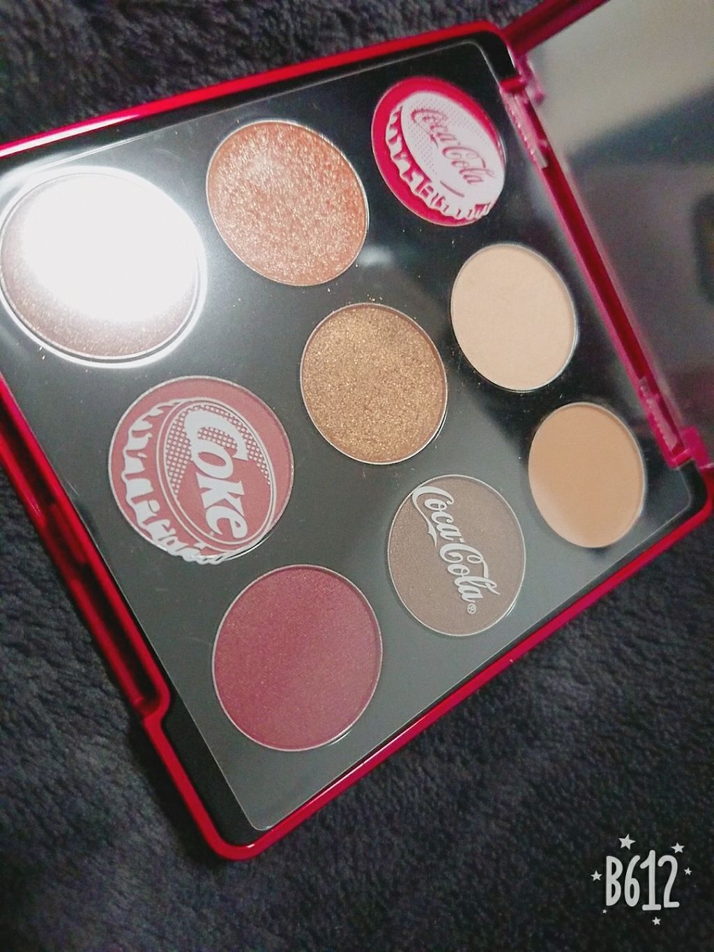 コカコーラ モノ ポップ アイズ/THE FACE SHOP/アイシャドウパレットを使ったクチコミ(2枚目)