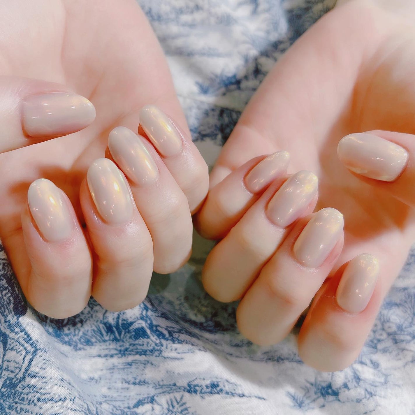 なかやまちえこ on LIPS 「オレンジオーロラ🧡⠀⠀@an_0131_ちゃん⠀⠀@aby_s..」(2枚目)